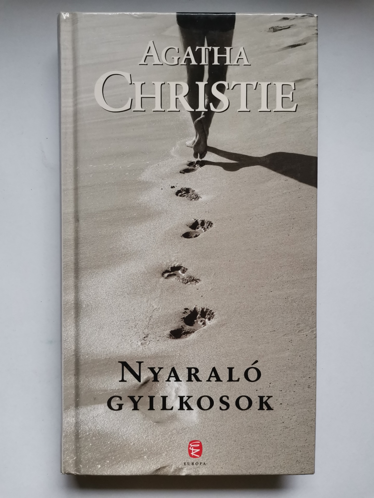 Agatha Christie - Nyaraló gyilkosok